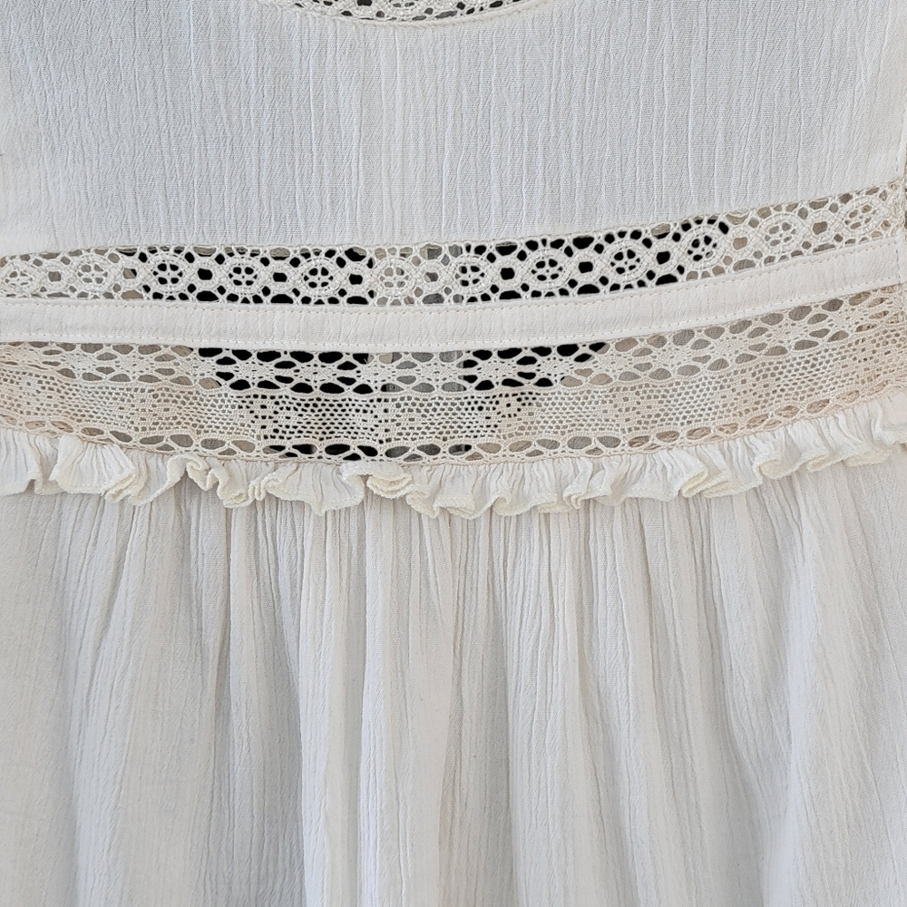 American Eagle Boho Cottagecore Lace Peplum Blouse M Cream Open Back Tie - Picture 8 of 9